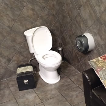 Tailgater's Burger Company - Such a nice restroom, with a changing table and a couch. - Burgers Near Me - Hope, Arkansas