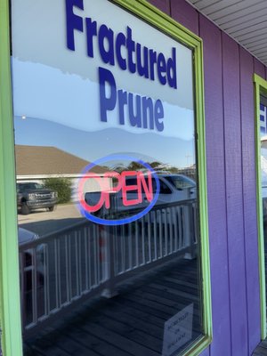 Fractured Prune by null