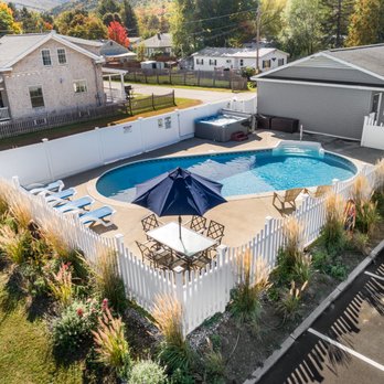 Top Notch Inn - Heated pool and hot tub! - Hotels Near Me - Gorham, New Hampshire Top Notch Inn - Heated pool and hot tub! - Hotels Near Me - Gorham, New Hampshire