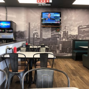 Bobo's Deli And Grill - Seating area with TV - American Near Me - Winston Salem, North Carolina