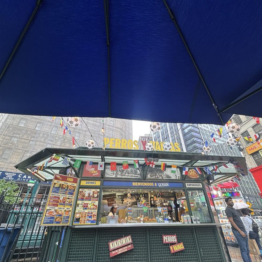 Perros y Vainas - Hot Dogs Near Me - New York, New York Perros y Vainas - Hot Dogs Near Me - New York, New York