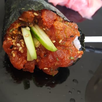Yanagi Sushi - Bluefin tuna handroll..amazing - Sushi Bars Near Me - Northridge, California