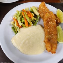Bar do Nico - White fish with mashed potatoes. Highly recommended with pineapple+mint juice