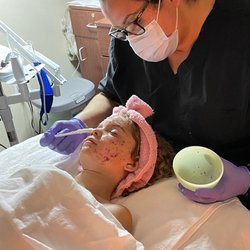 Skincare by Gladys