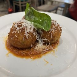 Via Napoli Pizzeria Surry Hills - Arancini bolognese