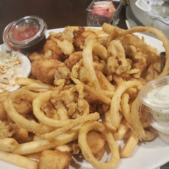 Mount Vernon - Fisherman platter - Steakhouses Near Me - Somerville, Massachusetts