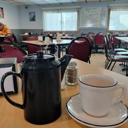 Three Star Family Restaurant - Tea service