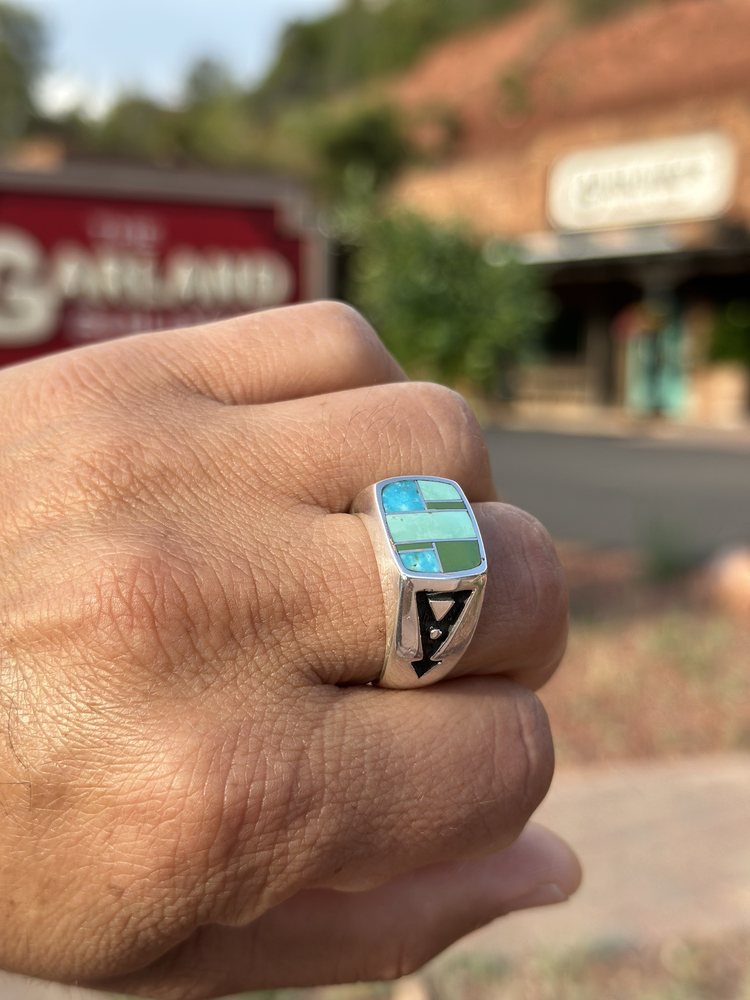 GARLAND’S NAVAJO RUGS Updated September 2024 29 Photos & 13 Reviews