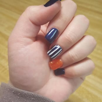 M Studio Nails - Superbowl 2016 inspired nails by Vivian - Nail Salons Near Me - Santa Clarita, California M Studio Nails - Superbowl 2016 inspired nails by Vivian - Nail Salons Near Me - Santa Clarita, California