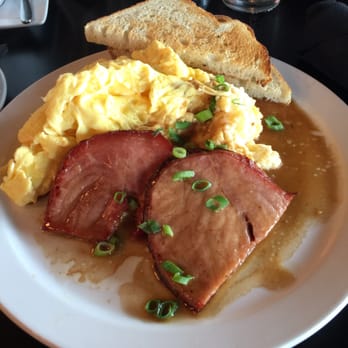 24 Diner - Diners Near Me - Austin, Texas