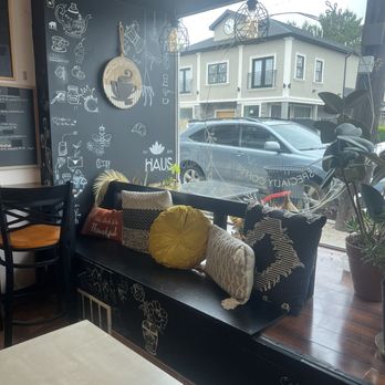Haus Cafe - Coffee & Tea Near Me - Fair Lawn, New Jersey