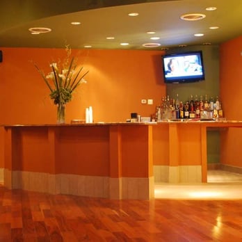 Mixx Atlanta - a bar with a television in the background - Lounges Near Me - Atlanta, Georgia Mixx Atlanta - a bar with a television in the background - Lounges Near Me - Atlanta, Georgia