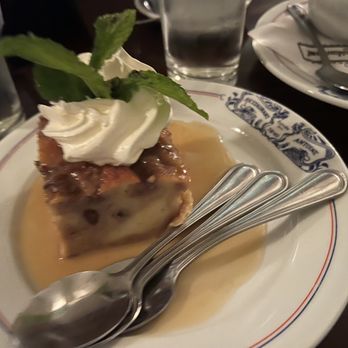 Hermes Bar - Bread pudding - Wine Bars Near Me - New Orleans, Louisiana Hermes Bar - Bread pudding - Wine Bars Near Me - New Orleans, Louisiana