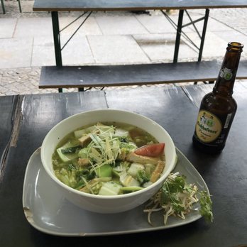 Chi Chu - Pho with tofu, bok choy, tomato, ginger and more. - Vietnamese Near Me - Berlin, BE Chi Chu - Pho with tofu, bok choy, tomato, ginger and more. - Vietnamese Near Me - Berlin, BE