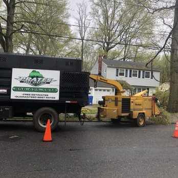 Prates Tree Service - Vermeer 1800 XL Wood chipper and chip truck - Tree Services Near Me - Maple Shade, New Jersey Prates Tree Service - Vermeer 1800 XL Wood chipper and chip truck - Tree Services Near Me - Maple Shade, New Jersey