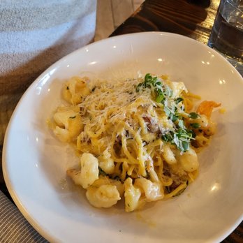 Bettolino Kitchen - Carbonara di Gamberi - Italian Near Me - Redondo Beach, California Bettolino Kitchen - Carbonara di Gamberi - Italian Near Me - Redondo Beach, California