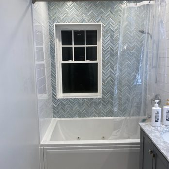 VD Remodeling - a bathroom with a window - General Contractors Near Me - Lake Barrington, Illinois VD Remodeling - a bathroom with a window - General Contractors Near Me - Lake Barrington, Illinois