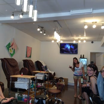 Salon Vong - Nail Salons Near Me - Montreal, Quebec Salon Vong - Nail Salons Near Me - Montreal, Quebec