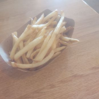 Elkhorn Bar - a basket of french fries - Bars Near Me - Bondurant, Wyoming