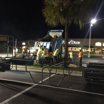 Asphalt Maintenance & Repair - Night paving Winn Dixie - Masonry/Concrete Near Me - Clearwater, Florida Asphalt Maintenance & Repair - Night paving Winn Dixie - Masonry/Concrete Near Me - Clearwater, Florida