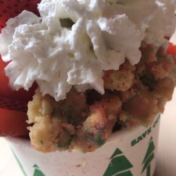MN Nice Cream - Funfetti cake topping - Ice Cream & Frozen Yogurt Near Me - Minneapolis, Minnesota