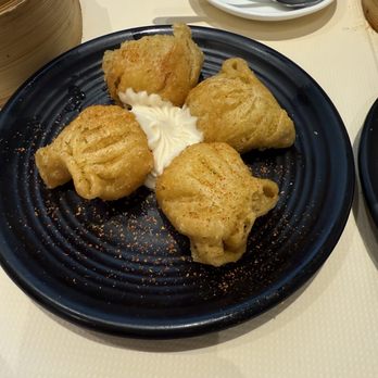 New Mandarin Seafood Restaurant - Dim Sum Near Me - Vancouver, British Columbia