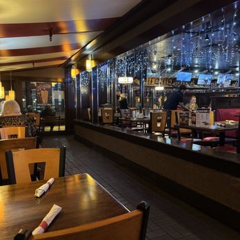 TGI Fridays North Orange - American Near Me - Orange, California
