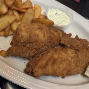 The Crown and Anchor - Pubs Near Me - Monterey, California