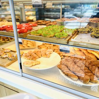 Paris Baguette - Baked Goods - Bakeries Near Me - Walnut Creek, California Paris Baguette - Baked Goods - Bakeries Near Me - Walnut Creek, California