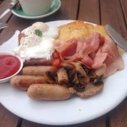 Arthur Street Cafe - The full breakfast $19
