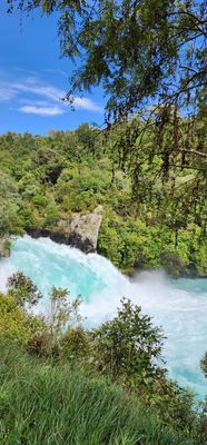 Huka Falls by null