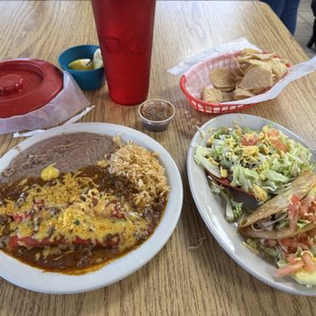 Brenda's Mexican Restaurant - Fiesta Combination - Mexican Near Me - San Antonio, Texas Brenda's Mexican Restaurant - Fiesta Combination - Mexican Near Me - San Antonio, Texas