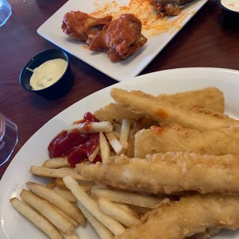Ruby Tuesday - Fish and chips - Burgers Near Me - Streetsboro, Ohio