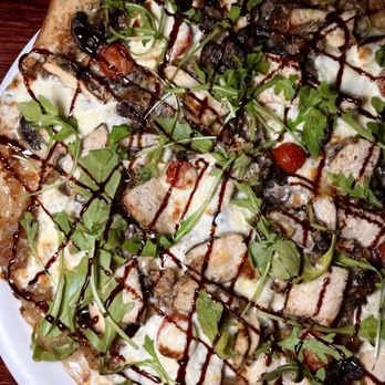 Arugula Bistro & Bar - Grilled Chicken and Wild Mushroom Flatbread - Mediterranean Near Me - West Hartford, Connecticut