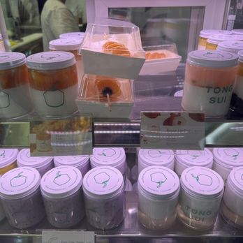 Tong Sui - Tong Sui's coconut jelly is 10/10!  Silky, fresh, and perfectly balanced--not too sweet. The Rosie Lychee is a absolute must-try! - Desserts Near Me - Milpitas, California