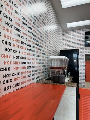 Hot Chix by null
