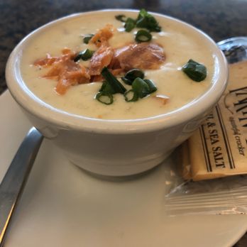 Reflections Grille Restaurant and Lounge - Salmon and clam chowder - American Near Me - Seattle, Washington Reflections Grille Restaurant and Lounge - Salmon and clam chowder - American Near Me - Seattle, Washington
