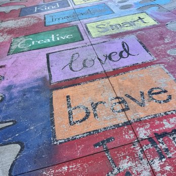 Bruster's Real Ice Cream - Their walkway up to order. I love it. - Desserts Near Me - Oakbrook Terrace, Illinois