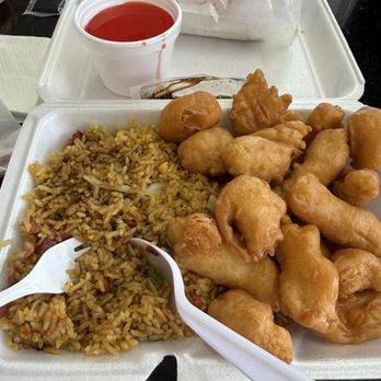 88 Chinese Restaurant - Sweet and Sour Chicken lunch special. 11/22/2025 - Chinese Near Me - Orlando, Florida 88 Chinese Restaurant - Sweet and Sour Chicken lunch special. 11/22/2025 - Chinese Near Me - Orlando, Florida