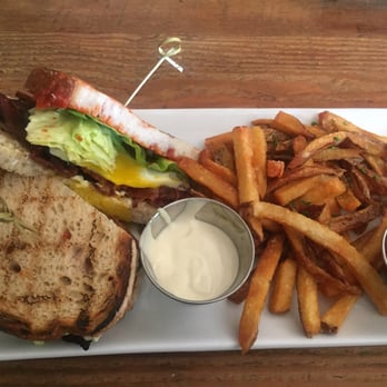 Laurel Hardware - Smoked bacon and egg sandwich with tomato jam, aioli and butter lettuce. - New American Near Me - West Hollywood, California