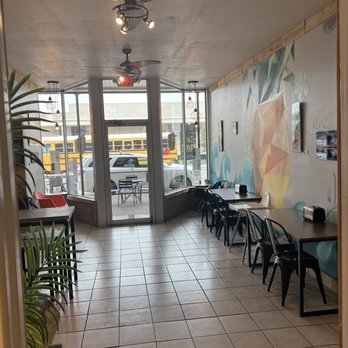 Lolo Kai - Indoor seating - New American Near Me - Galveston, Texas Lolo Kai - Indoor seating - New American Near Me - Galveston, Texas