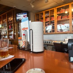 Hooters