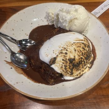 Lazy Dog Restaurant & Bar - Smores S'more Brownie Sundae - New American Near Me - Irvine, California Lazy Dog Restaurant & Bar - Smores S'more Brownie Sundae - New American Near Me - Irvine, California