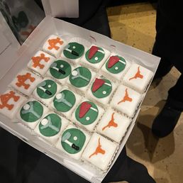 Petit Four