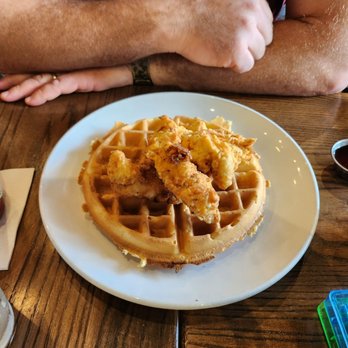 Another Broken Egg Cafe - Chickenand waffles - American Near Me - Orlando, Florida Another Broken Egg Cafe - Chickenand waffles - American Near Me - Orlando, Florida