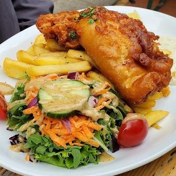 The LIR - Schnitzel (16,70 €) - Irish Pub Near Me - Berlin, BE