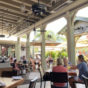 Tommy Bahama - Patio seating - Seafood Near Me - Naples, Florida Tommy Bahama - Patio seating - Seafood Near Me - Naples, Florida