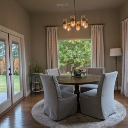 Busted Knuckles Cleaning - Cozy dining nook refresh: we're ready to eat! Professional house cleaning in Bentonville, AR performed by Busted Knuckles Cleaning.