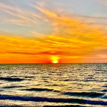 Sunset at Pass-A-Grille Beach - Beaches Near Me - Pass-a-Grille Beach, Florida Sunset at Pass-A-Grille Beach - Beaches Near Me - Pass-a-Grille Beach, Florida