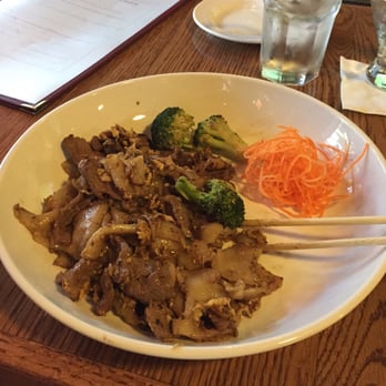 Mayuree Thai Tavern - Pad See Yew - big bowls make the portions look a might smaller than they are - this fills ya up! - Thai Near Me - Baltimore, Maryland Mayuree Thai Tavern - Pad See Yew - big bowls make the portions look a might smaller than they are - this fills ya up! - Thai Near Me - Baltimore, Maryland